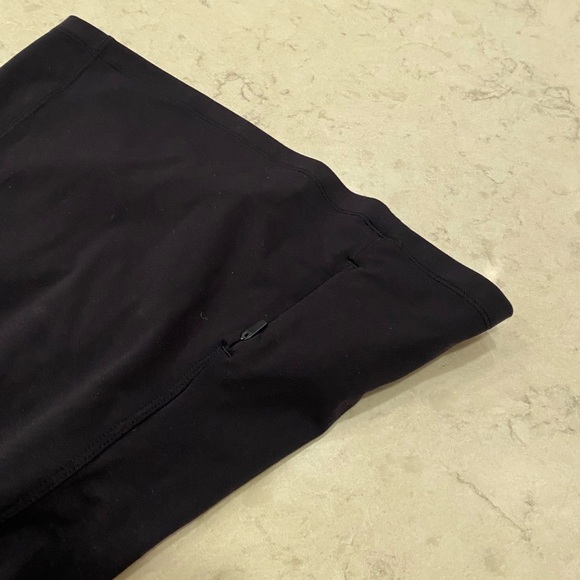 Lululemon navy blue half zip pullover - Picture 12 of 13